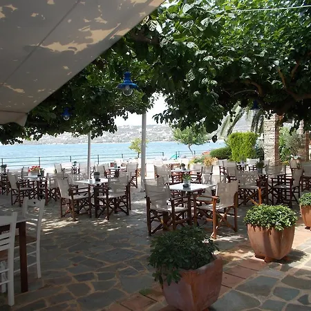 Galaxias Otel Theologos (Phthiotis)